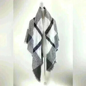 Soft Unbranded Women Scarf Wrap Accessory Grey & White X103 Winter Fall